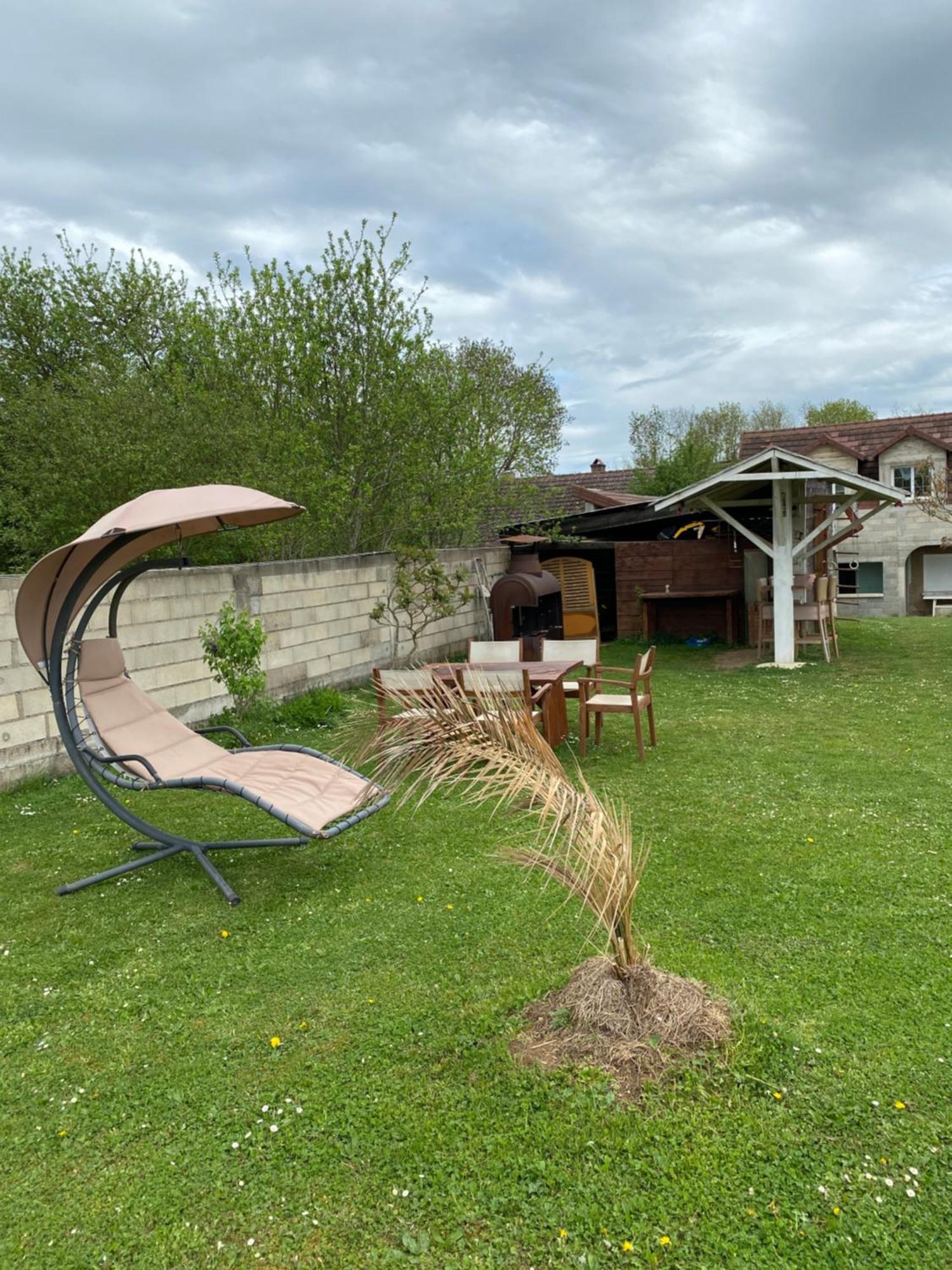 Complexe Familial Villa Charmes  Екстериор снимка